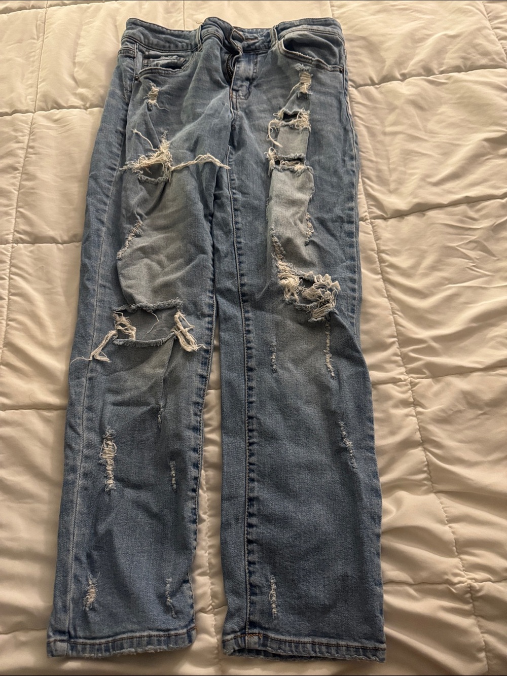 Light Blue Distressed Women’s Jeans